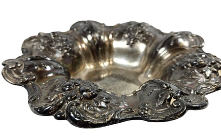 Reed & Barton Francis I Sterling Silver Repousse Bon Bon Bowl