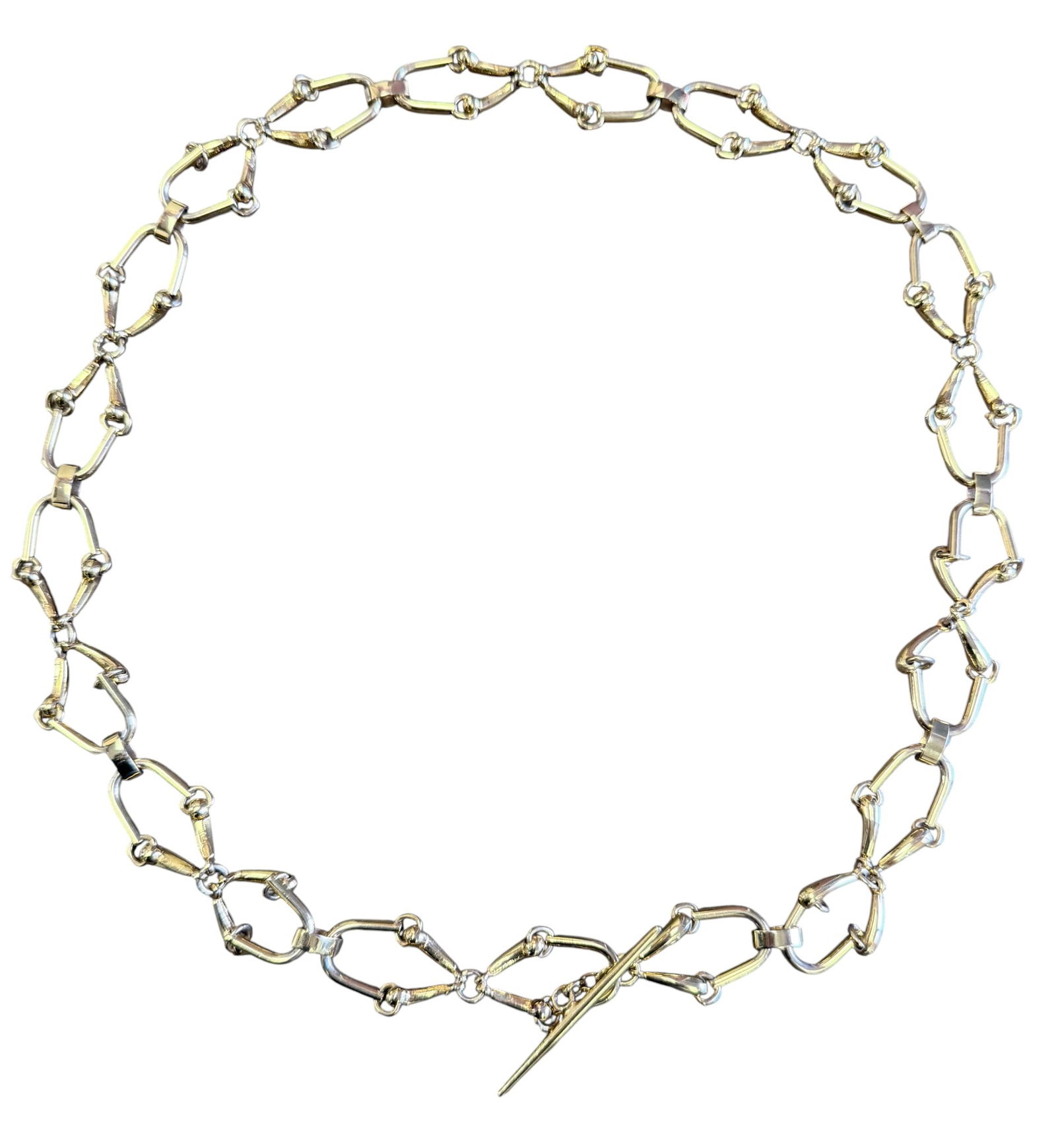 Vintage Gucci Gold Tone Horsebit Link Belt: Measures approx 33 inches long. Marked Gucci Italy. Overall good condition, please see photos.