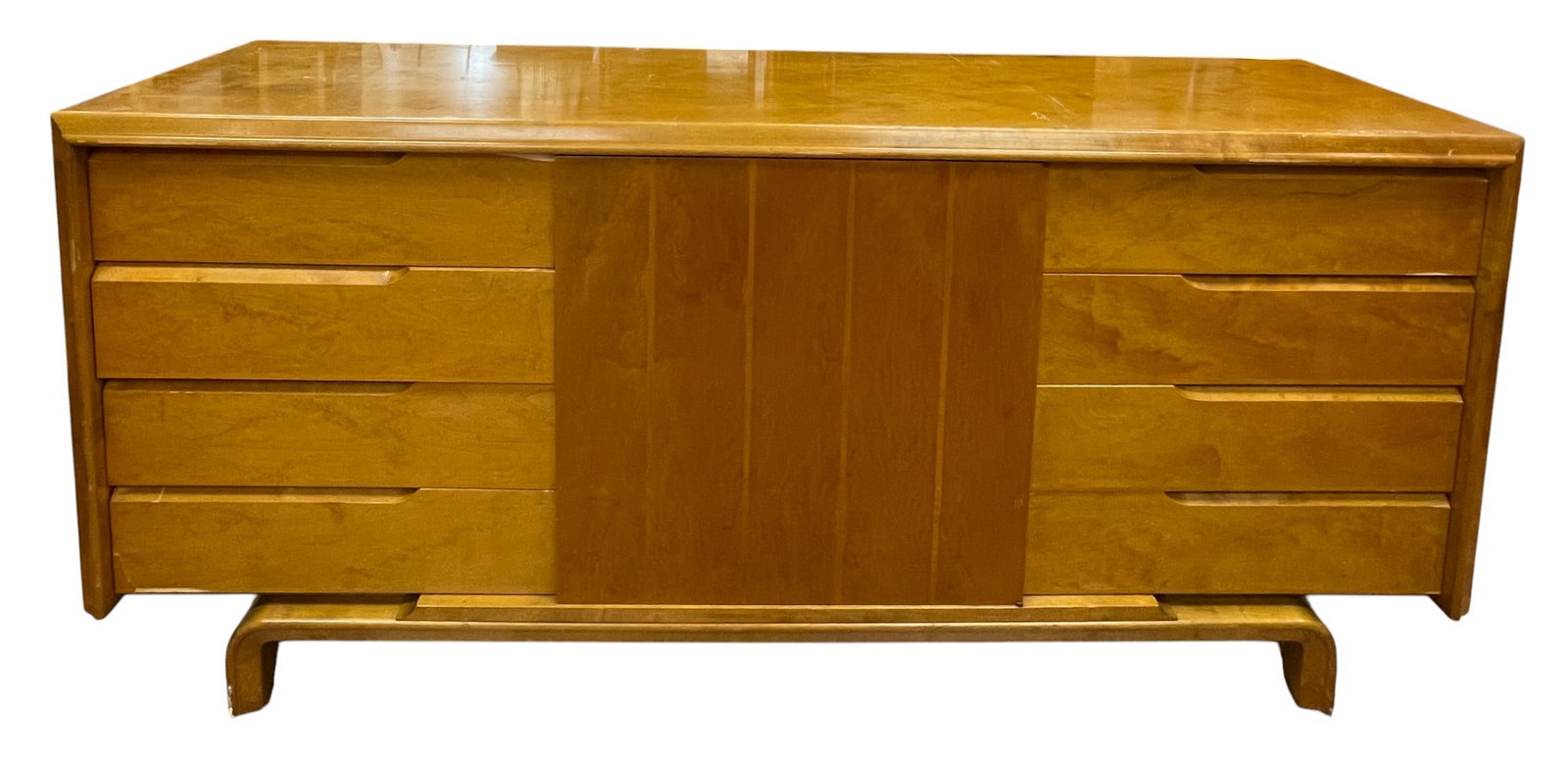 Mid Century Modern Sweedish Edmond Spence Credenza: Birch sideboard by Edmond J Spence. Central cabinet with a door subtly decorated with vertical striped inlay which opens to reveal a two compartment and single drawer interior, flanked on either side