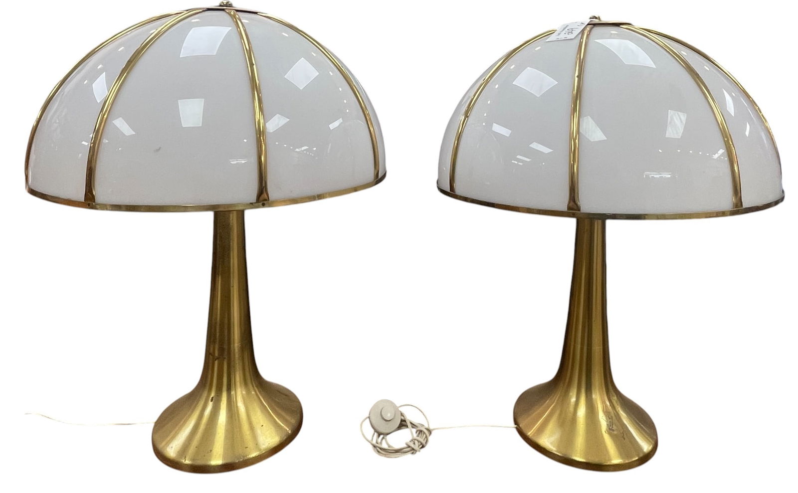 Pair Gabrielle Crespi (Milano 1922-2017) Fungo Table Lamps: Gabriella Crespi (Milano 1922 - Milano 2017). Table lamp model "Fungo". Milan, 1970. Polished brass and opal perspex. Engraved signature on the base and at the top of the lampshade "Gabriella Crespi".