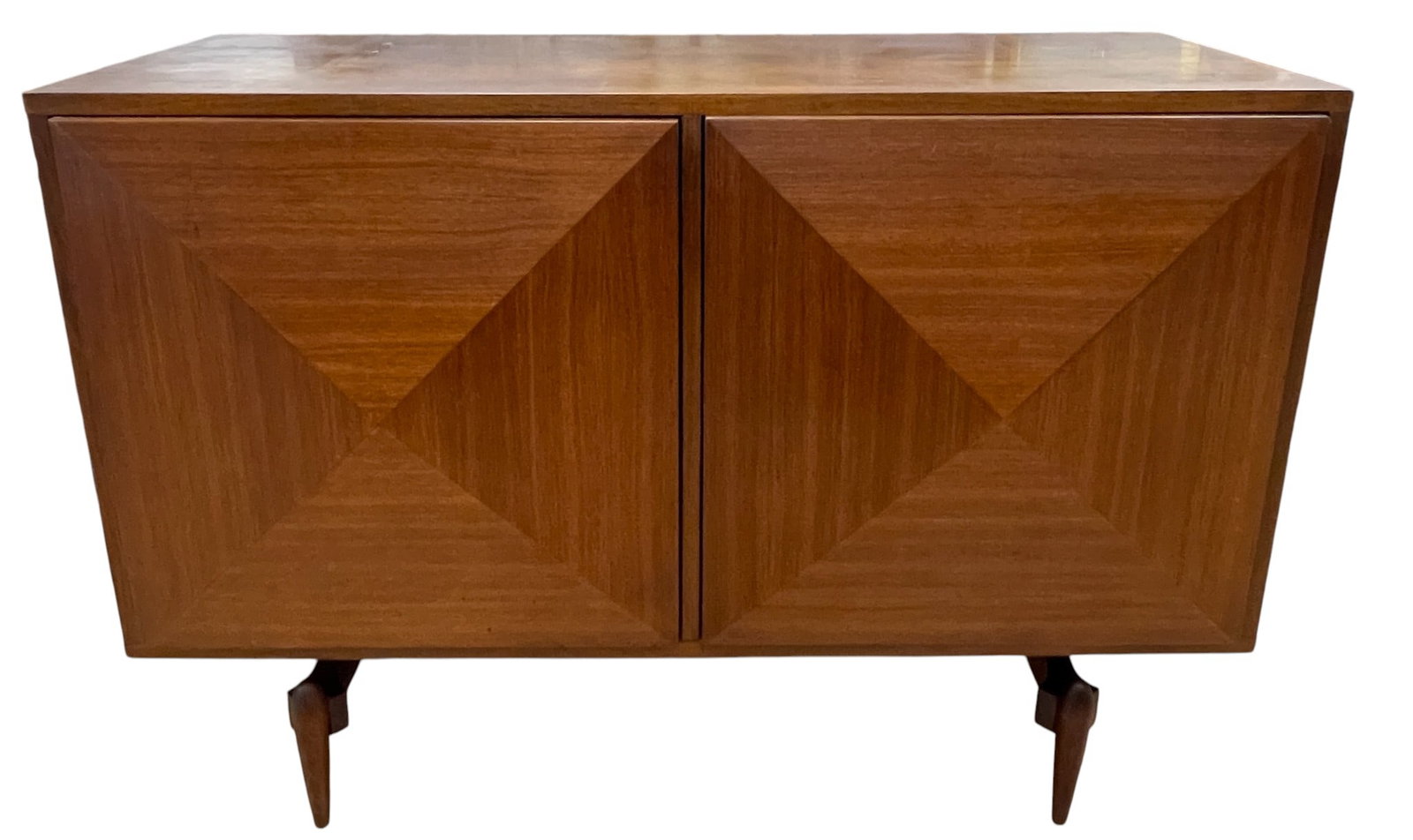 Mid Century Modern Diamond Front Walnut Credenza: c1960s, two door credenza with beautiful grain. Measures 34 inches high, 48 inches wide, top measures 18.5 inches deep. Overall good condition, please see photos.