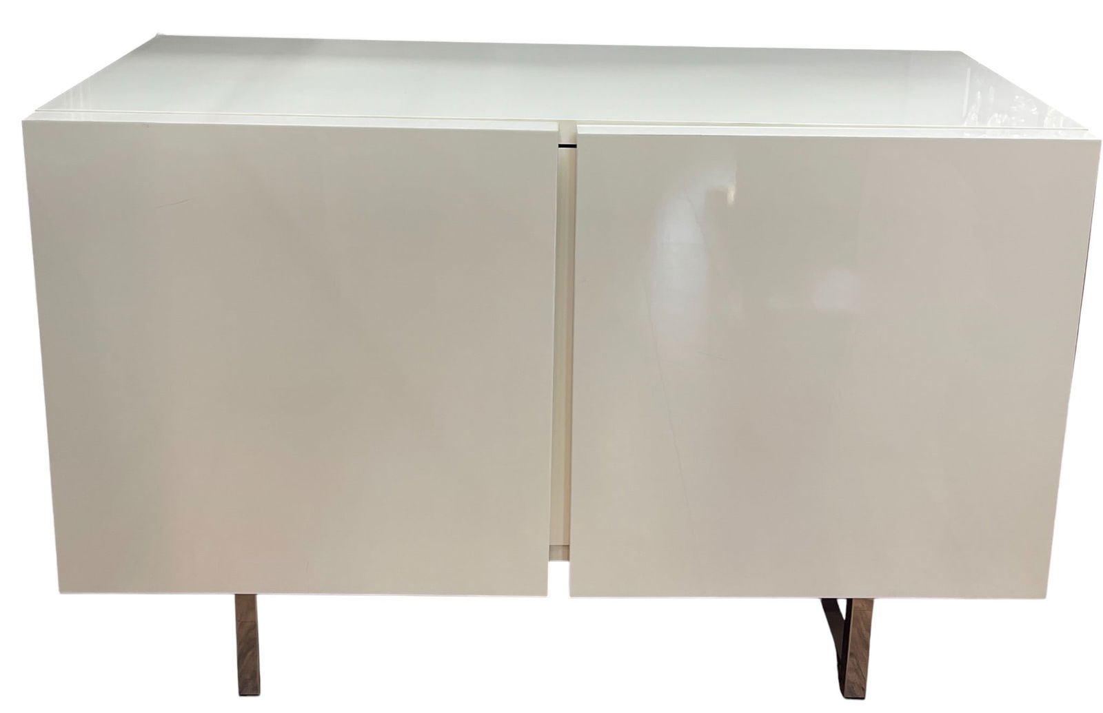 Contemporary Italian Calligaris Horizon White Lacquered Two Door Sideboard (1 of 8)