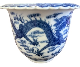 Kangxi Period Chinese Blue & White Porcelain Dragon Planter