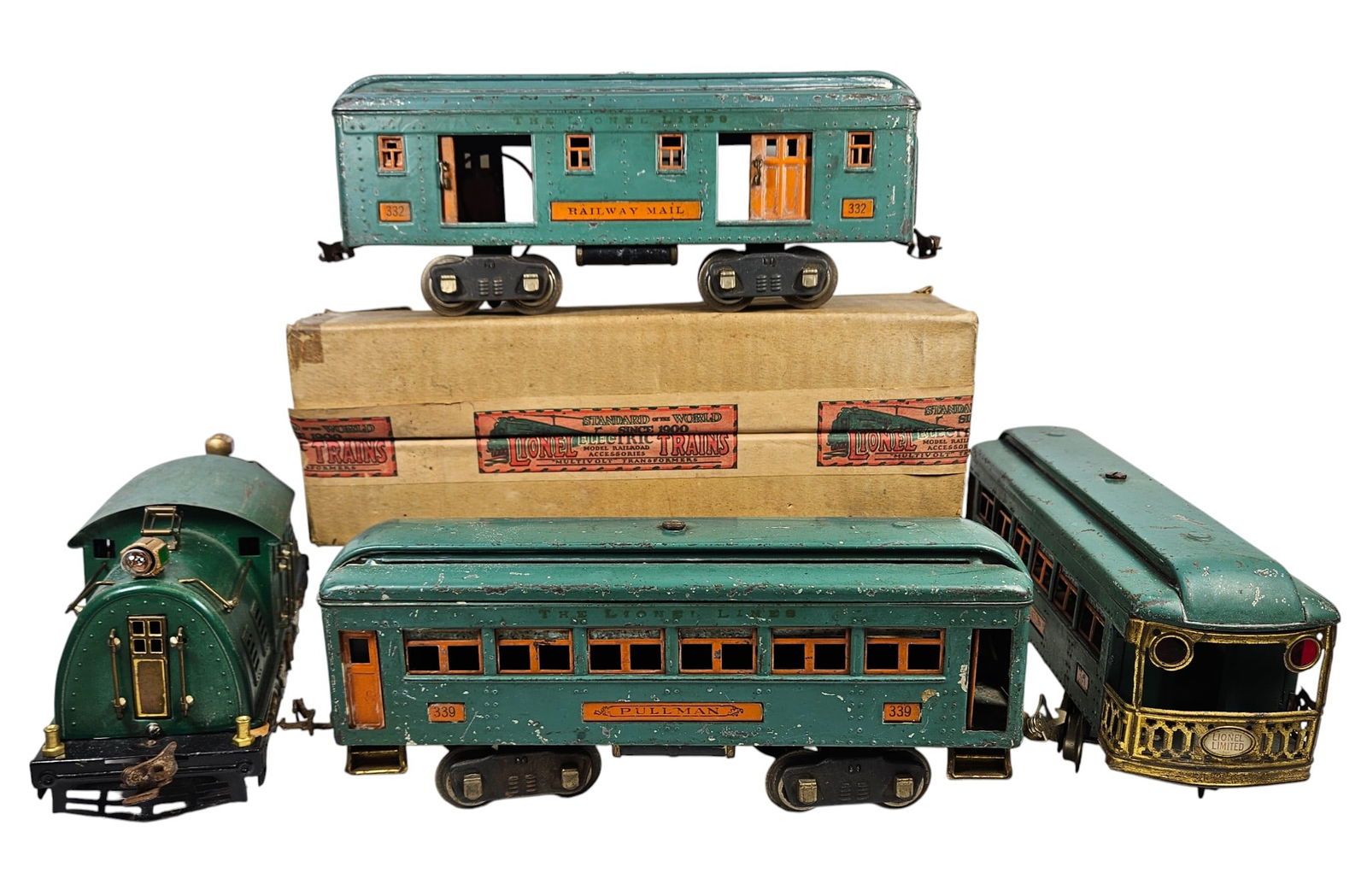 Lionel Pre War Standard Gauge #10 Engine & Passenger Cars (1 of 8)