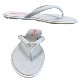 New old Stock Argento Saffiano Rubber Thong Sandals with Storage Bag