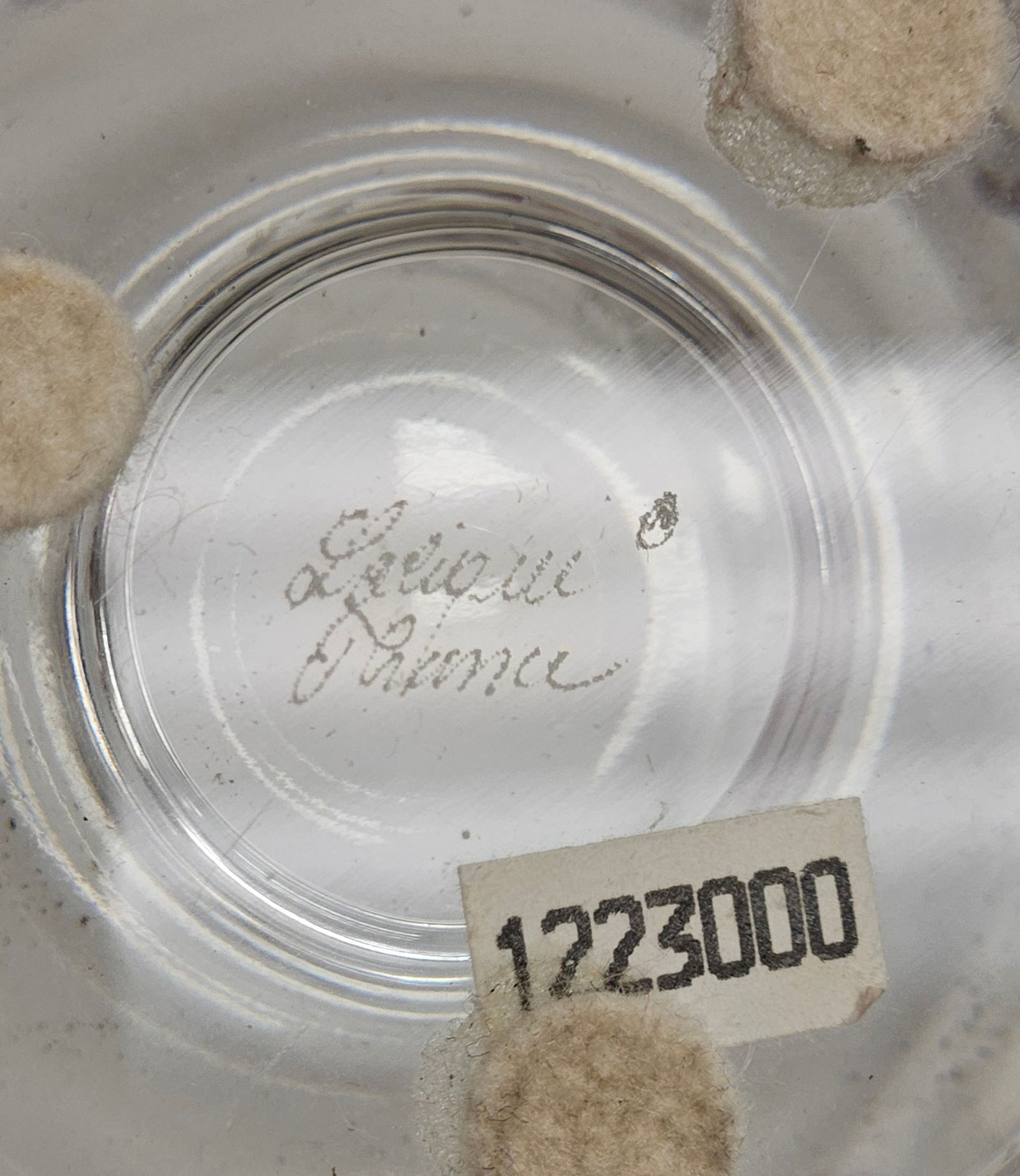 Lalique Crystal Dampierre Vase - 7