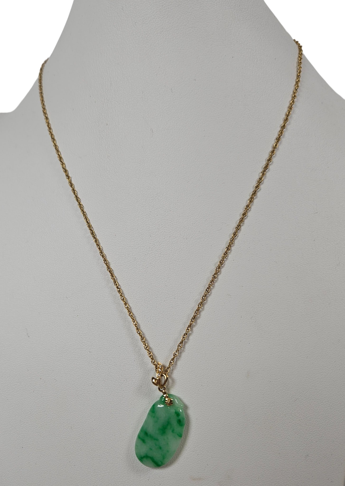 Vintage 14k Yellow Gold Diamond & Jade Pendant & Necklace (1 of 3)