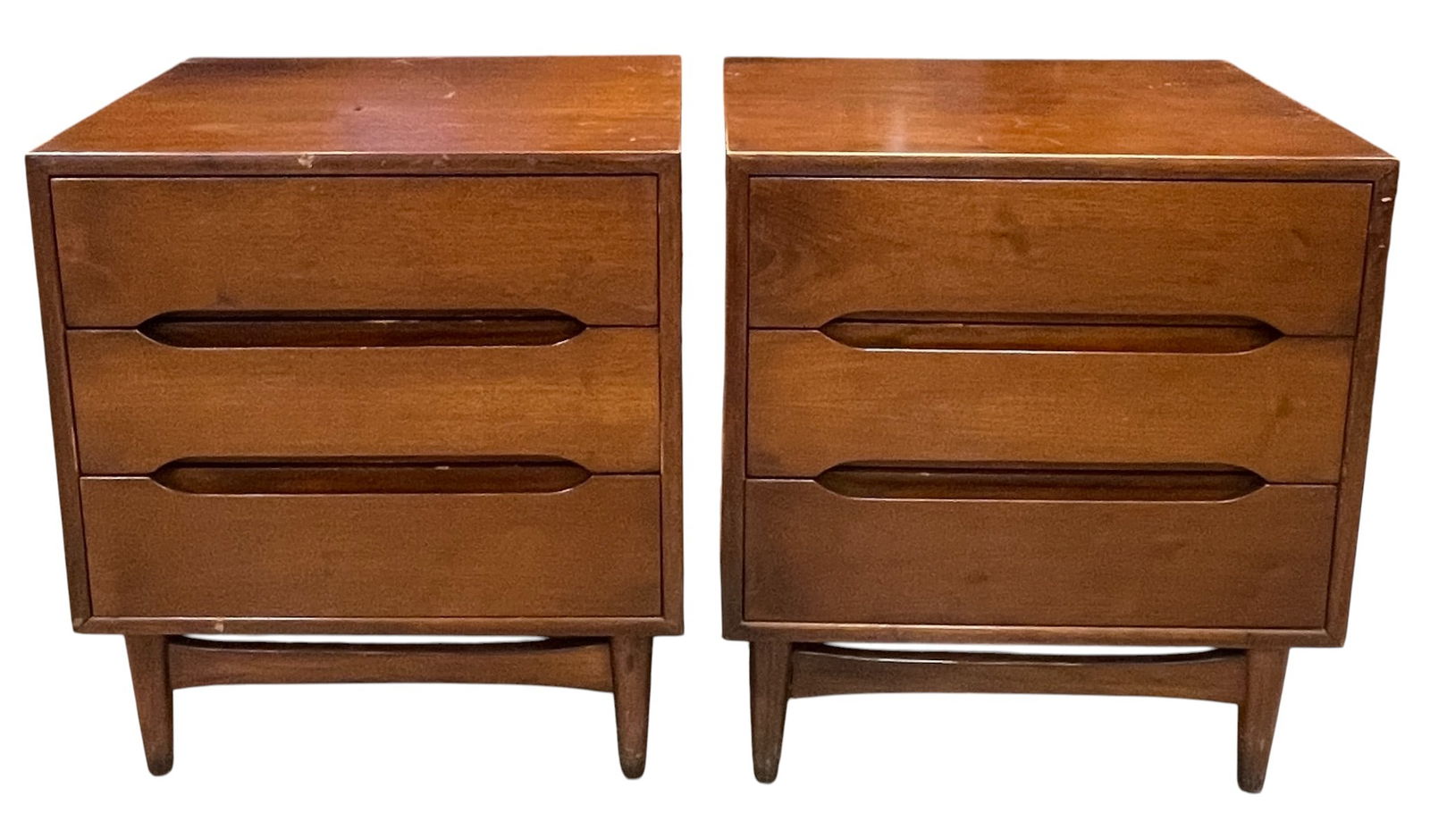 Pair Mid Century Modern Ramseur Furn Co. Walnut Nightstands (1 of 6)