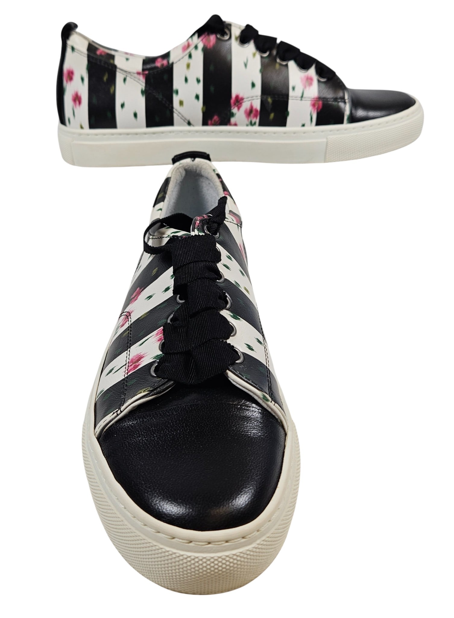 New Old Stock Lanvin Black & White Striped Printed Calfskin Low Top Sneakers: Never worn, size 8. Comes with original box and dust jacket.