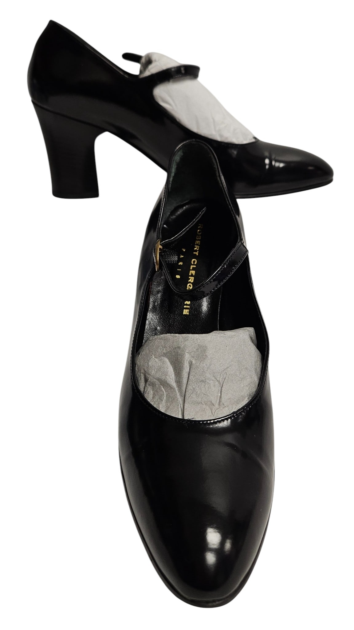 Robert Clergerie Black Patent Leather Mary Jane Pump: Very lightly worn, size 38 (7.5). Comes with original box and dust jackets.