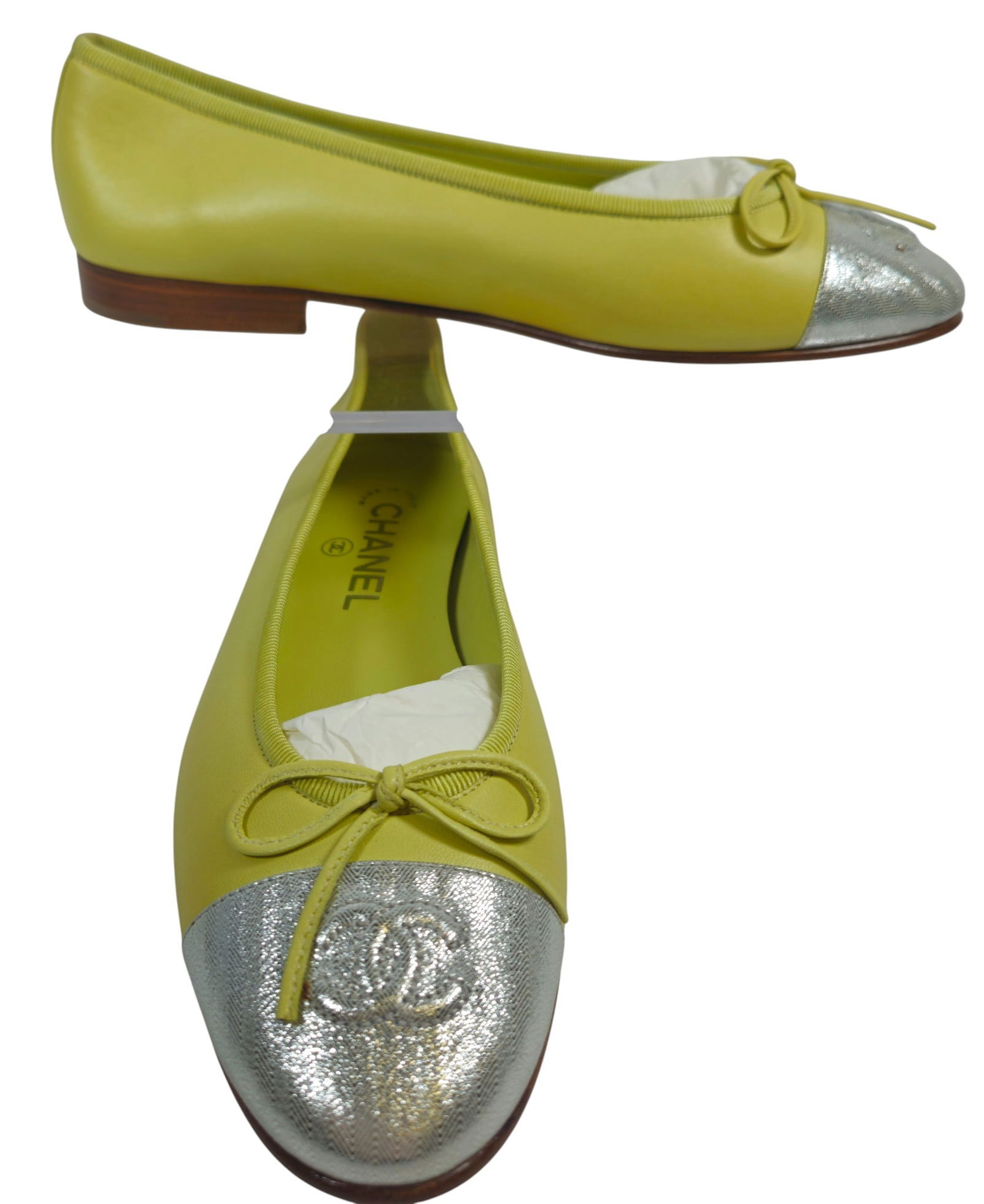 New old Stock Chanel Green Patent Leather Cap Toe Ballet Flats: Never worn, in original box with dust jackets. Size 38.