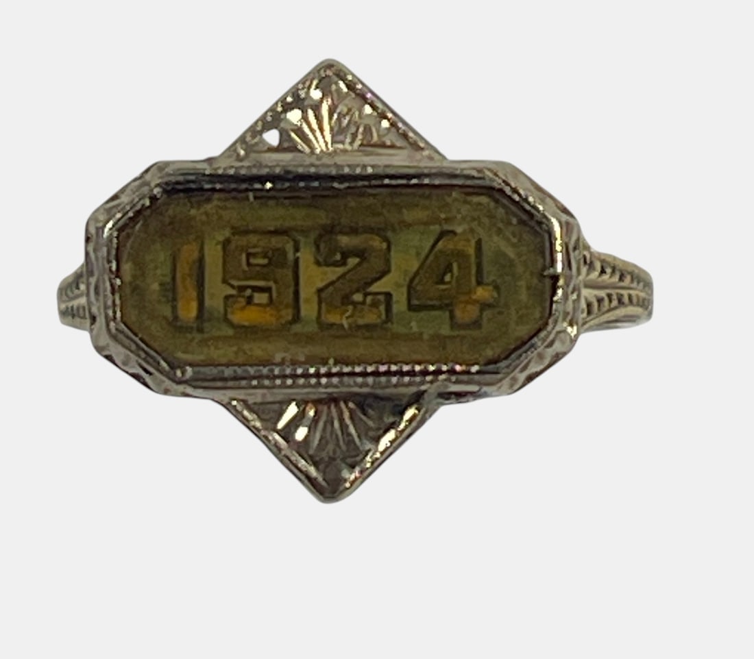 Art Deco 14k Yellow Gold Class of 1924 Ring size 5 (1 of 4)