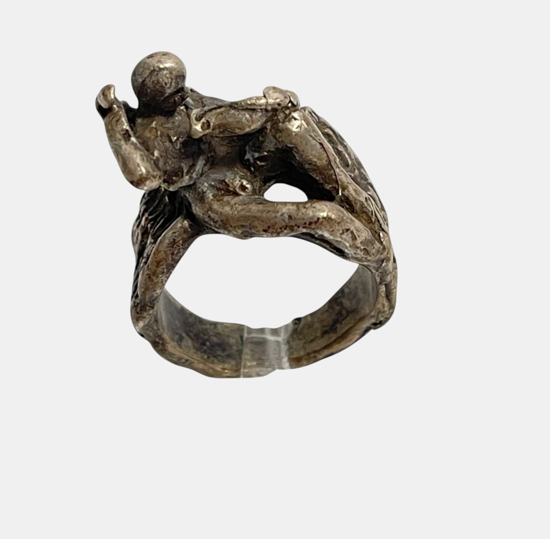 Vintage Brutalist Sterling Silver Ring size 7.5: Total weight 13.3 grams. Overall good condition, please see photos.