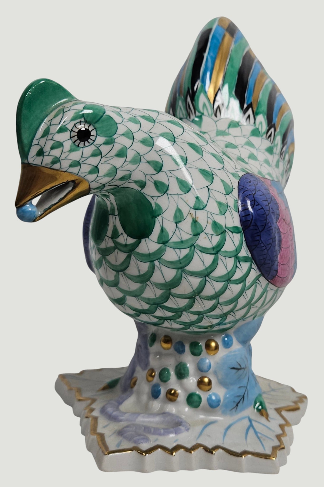 Herend Porcelain Fishnet Chicken - 4
