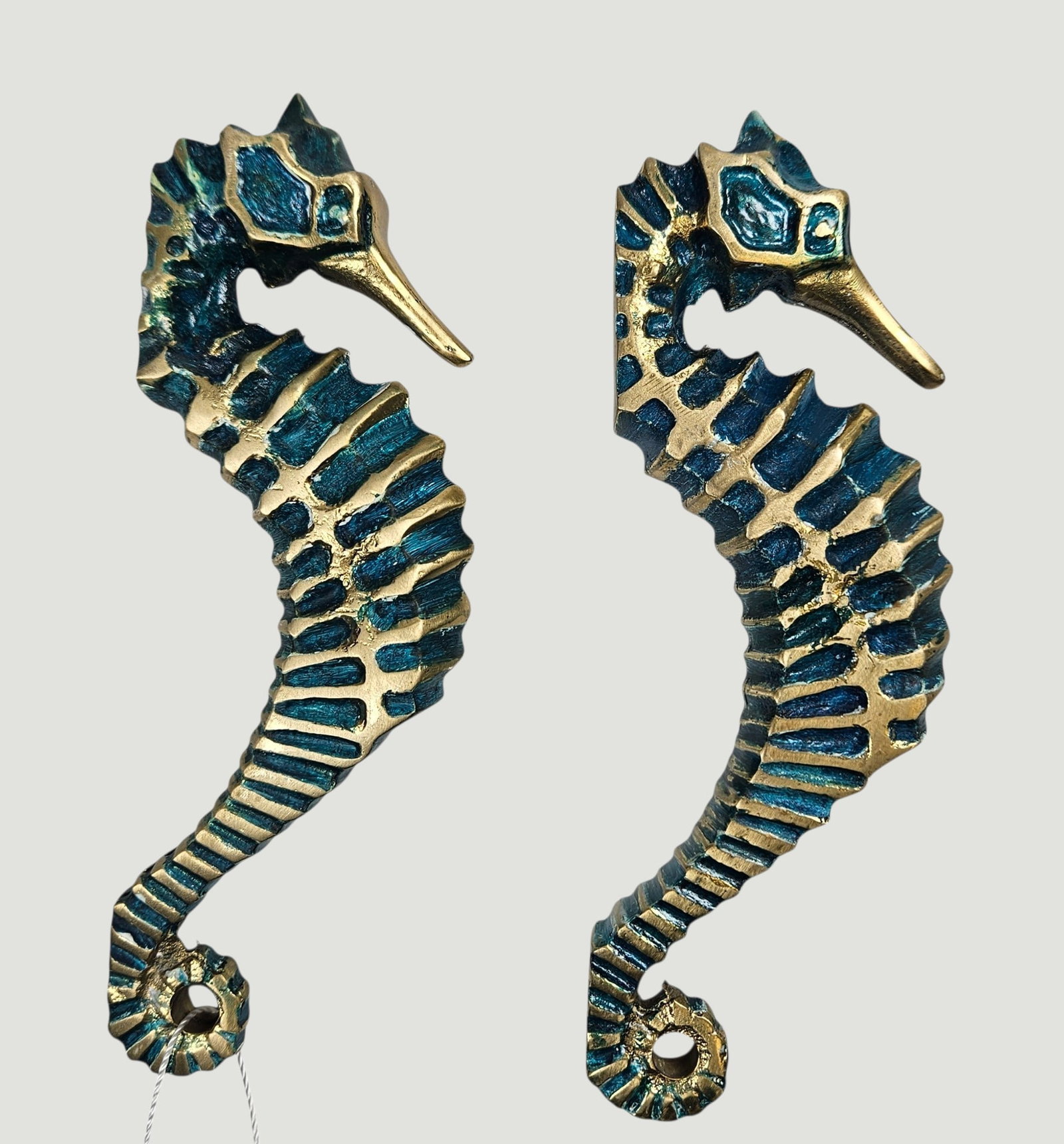 Attb Mendoza Bronze Enameled Seahorses: Measure 7 inches long. Overall good condition, please see photos.