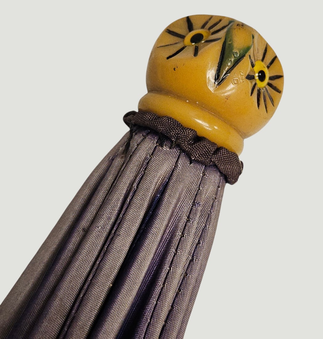 Art Deco Owl Bakelite Parasol - 2