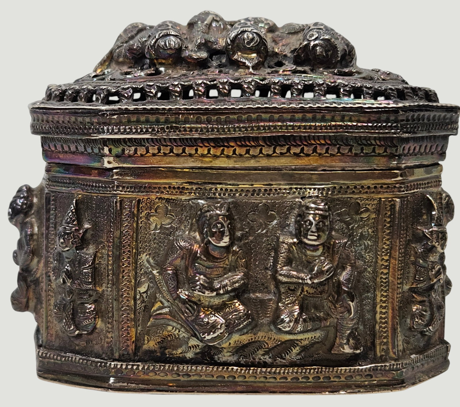 Vintage Burmese Repousse Silver Lidded Box - 3