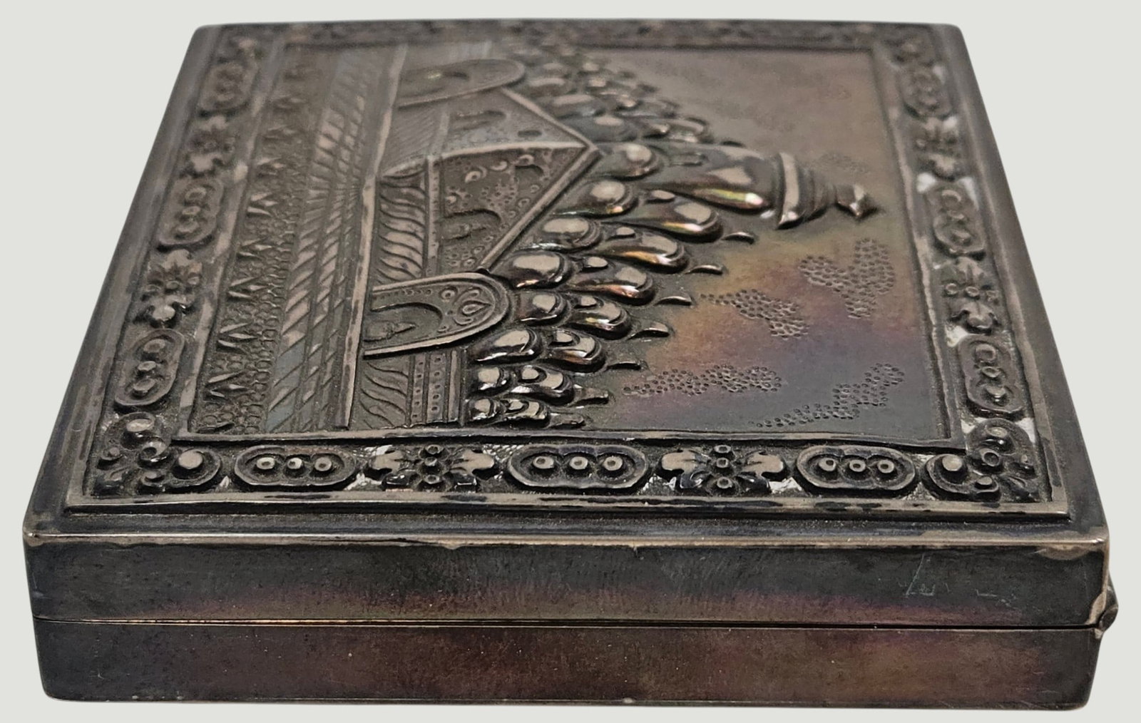 Vintage Burmese Repousse Silver Cigarette Box - 4