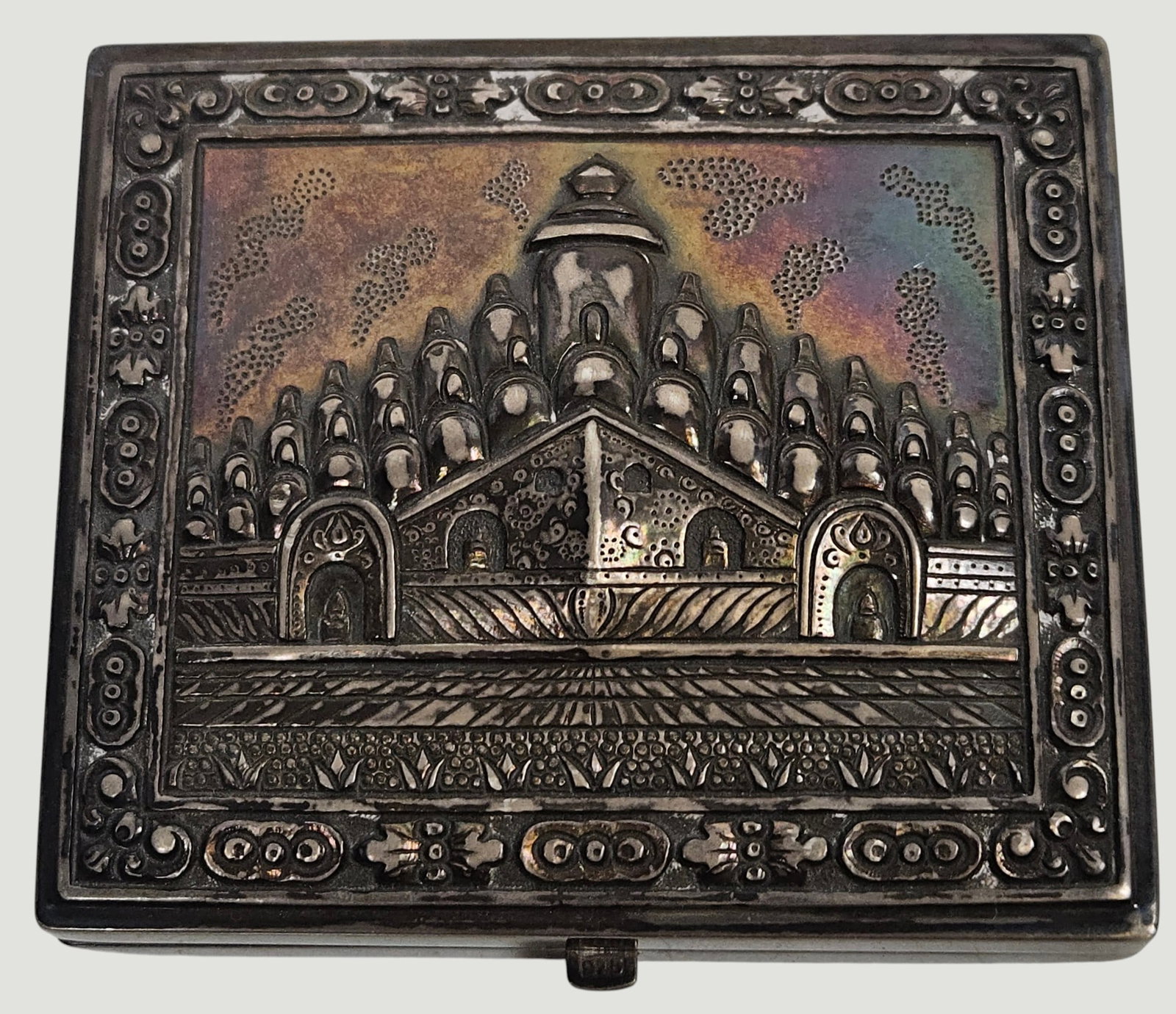 Vintage Burmese Repousse Silver Cigarette Box - 5