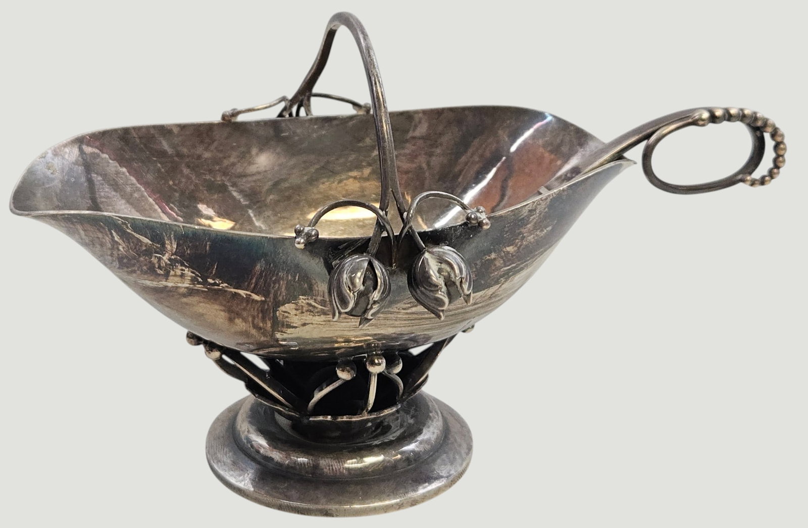 Georg Jensen 235B Sterling Sugar Basket & Spoon (1 of 11)