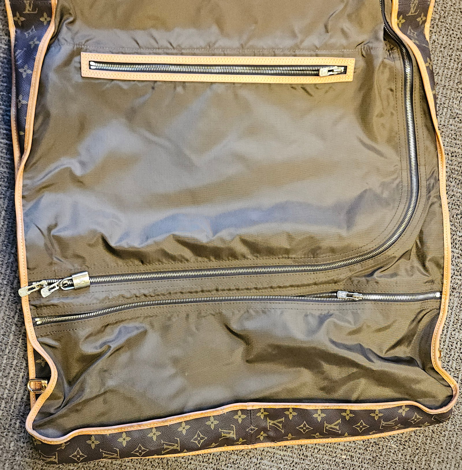 Louis Vuitton Monogram Folding Garment Bag - 4