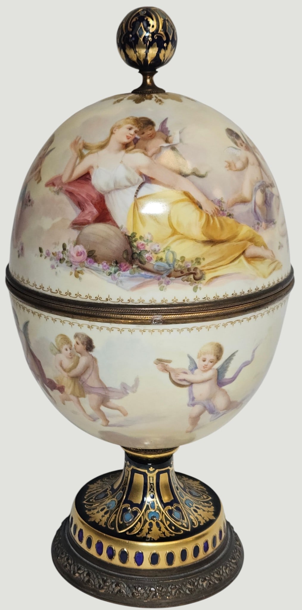 19th Century Neoclassical Royal Vienna Egg Form Box (1 of 12)