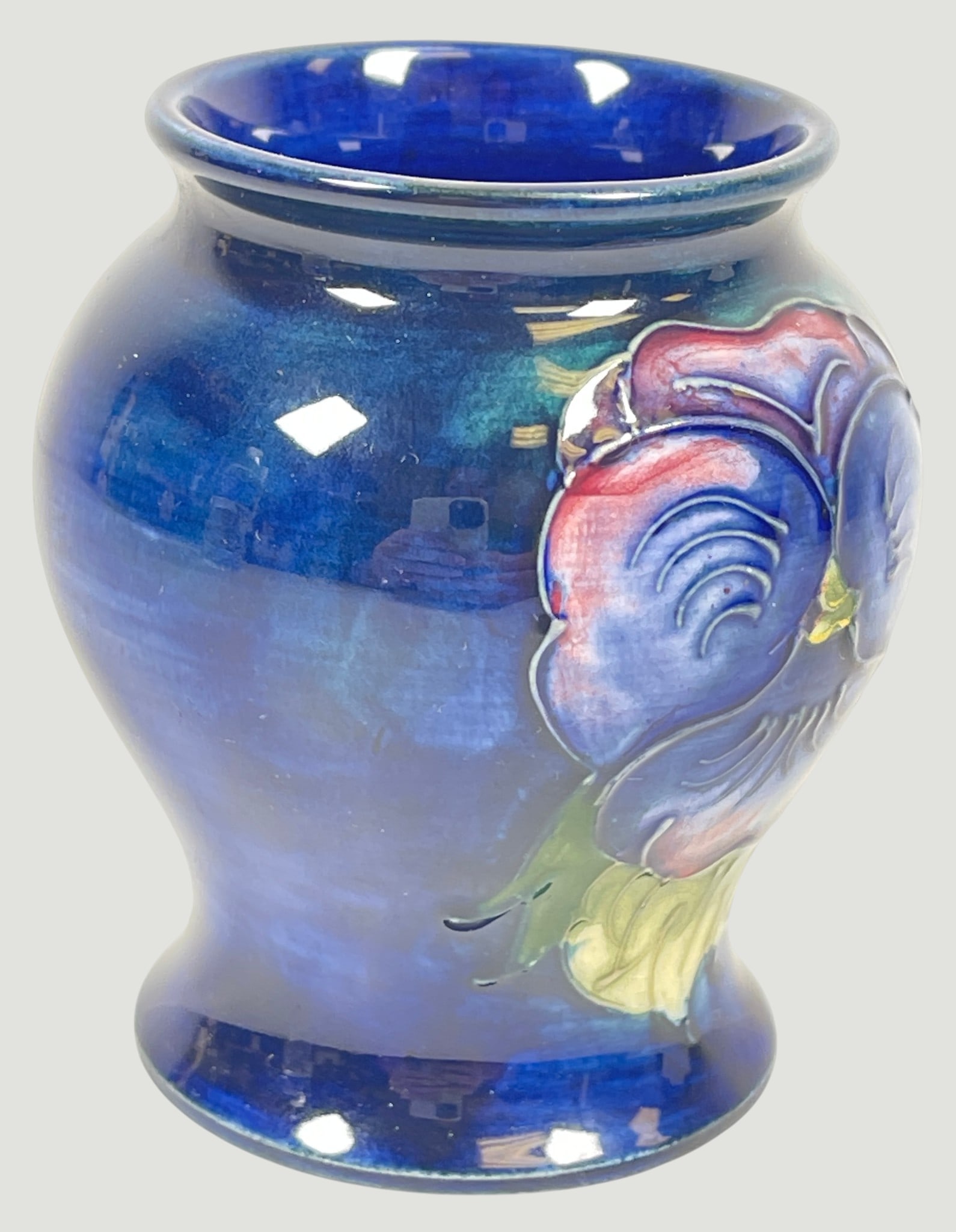c1930 Moorcroft Hibiscus Squat Vase - 2