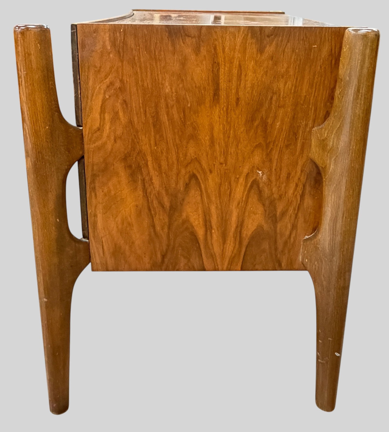 Pair William Hinn Swedish Guild Collection Nightstands - 5