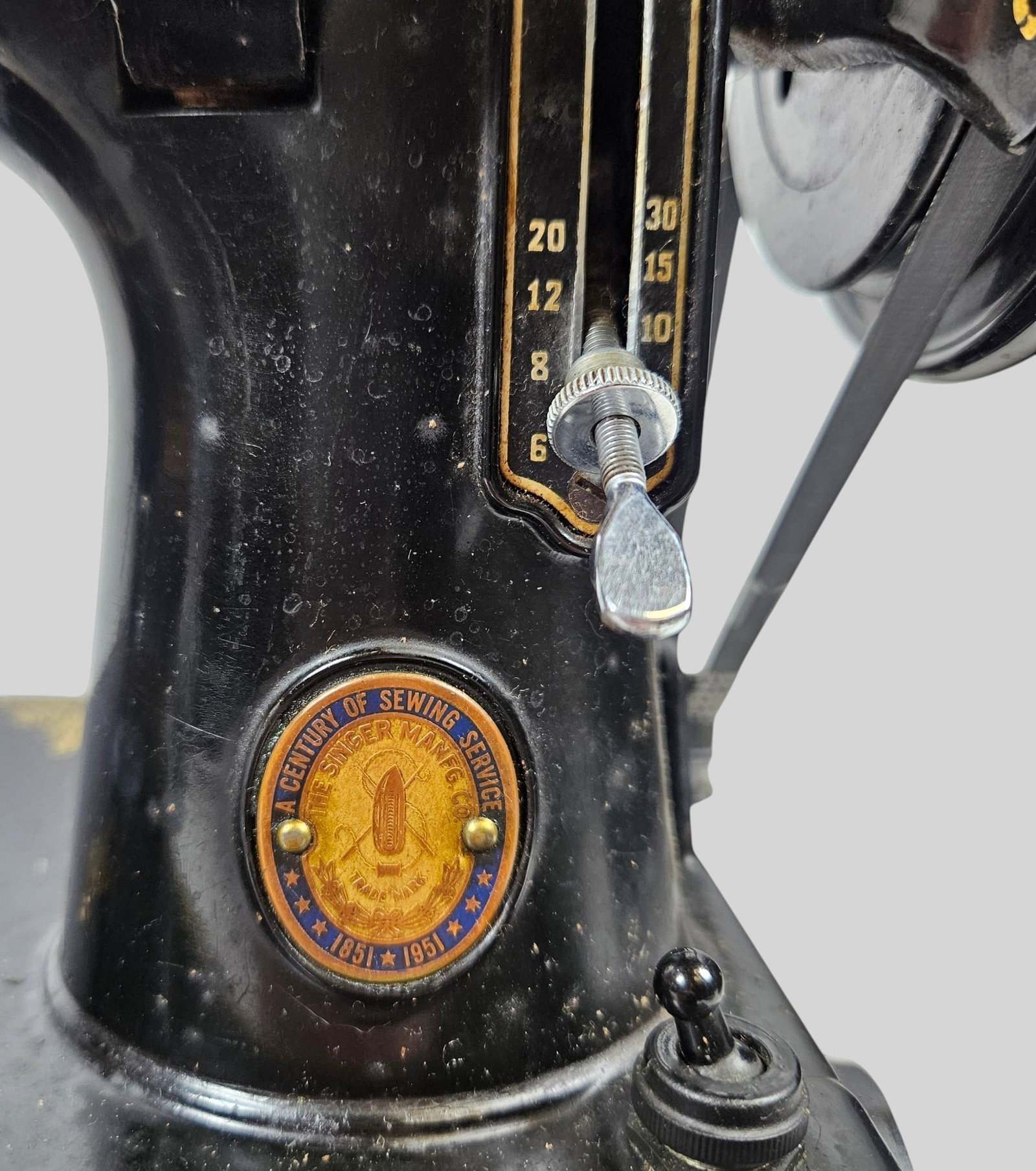 c1950 Singer Featherweight 221 Sewing Machine Centennial - 7
