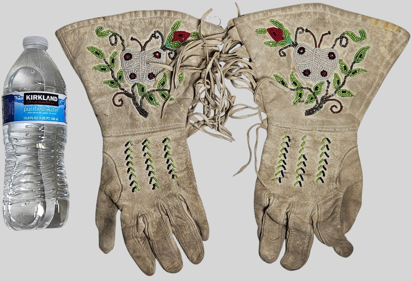 Pair Native American Beaded Buckskin Gauntlet Gloves - 4