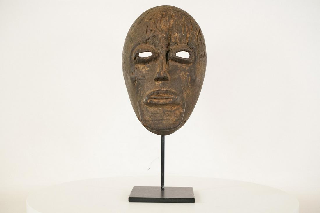 Dan Mask on Stand - Liberia - African Tribal Art (1 of 7)