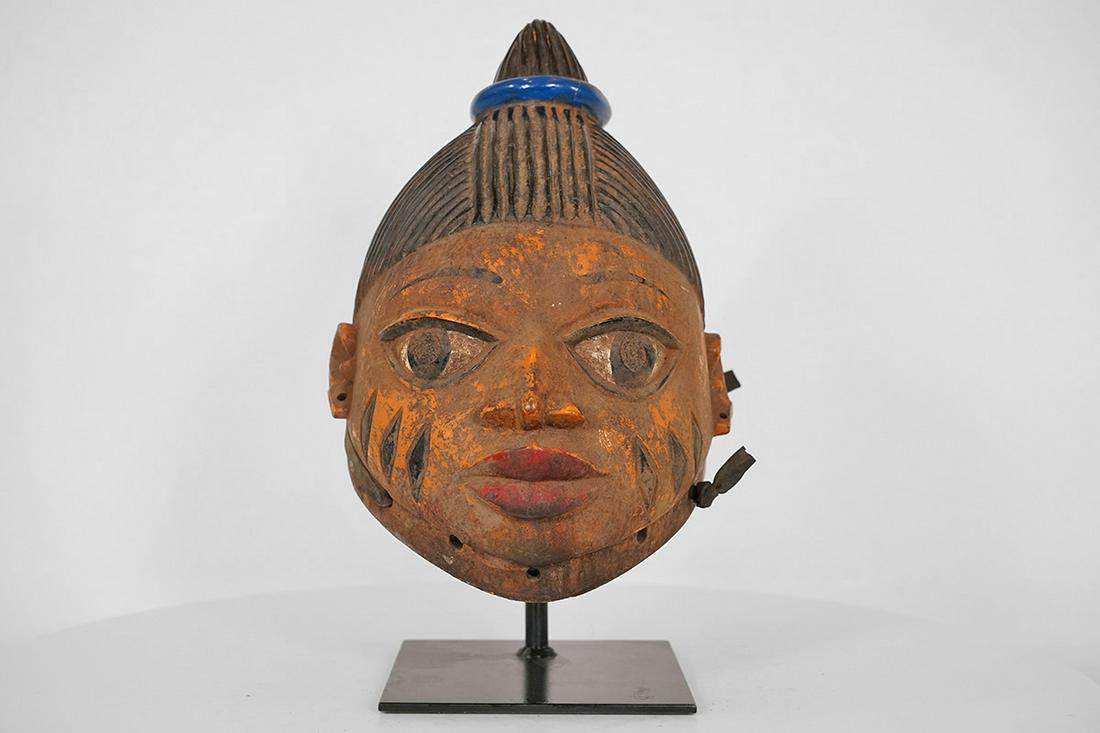 Yoruba Gelede Mask from Nigeria - African Tribal Art Sculpture (1 of 8)