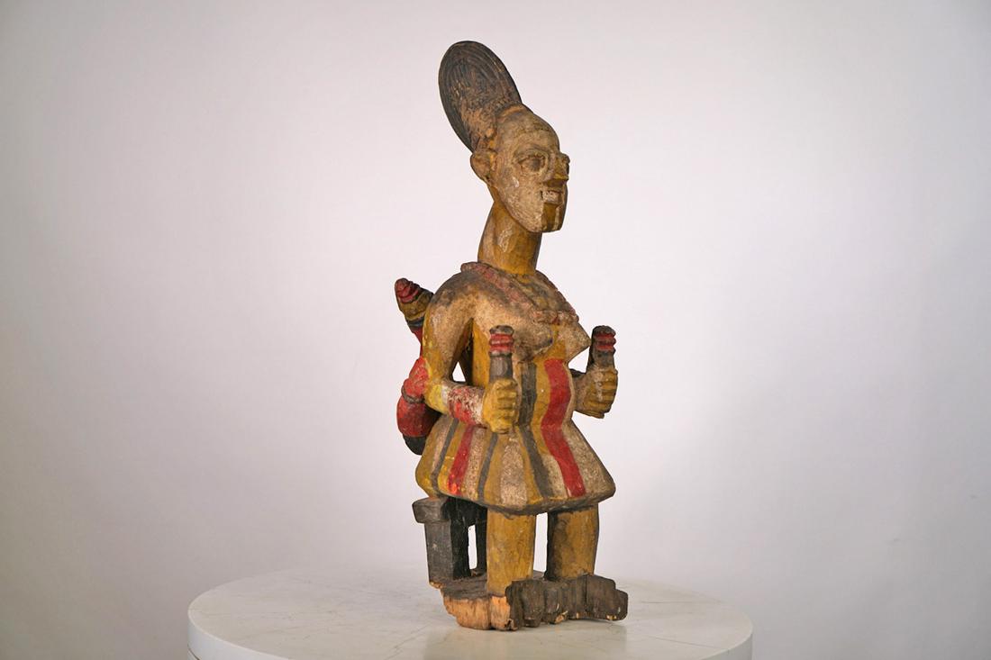 Yoruba Maternity Figure from Nigeria - African Tribal Art Sculpture (1 of 7)