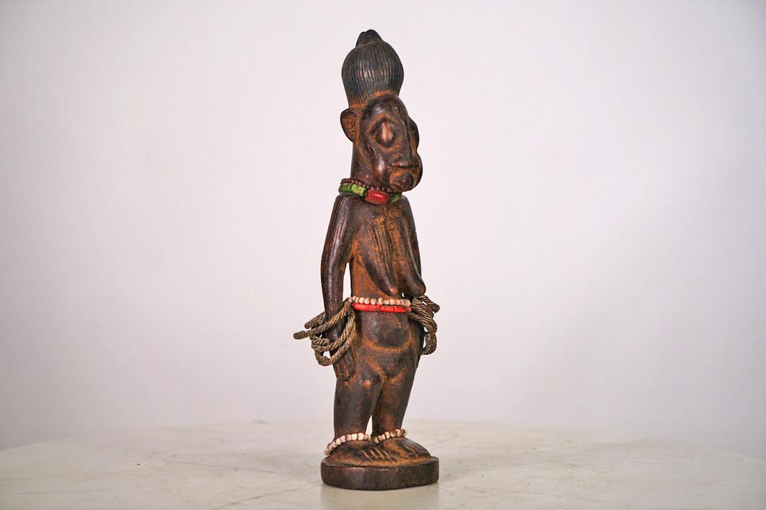 Yoruba Ibeji Figure from Nigeria - African Tribal Art (1 of 7)