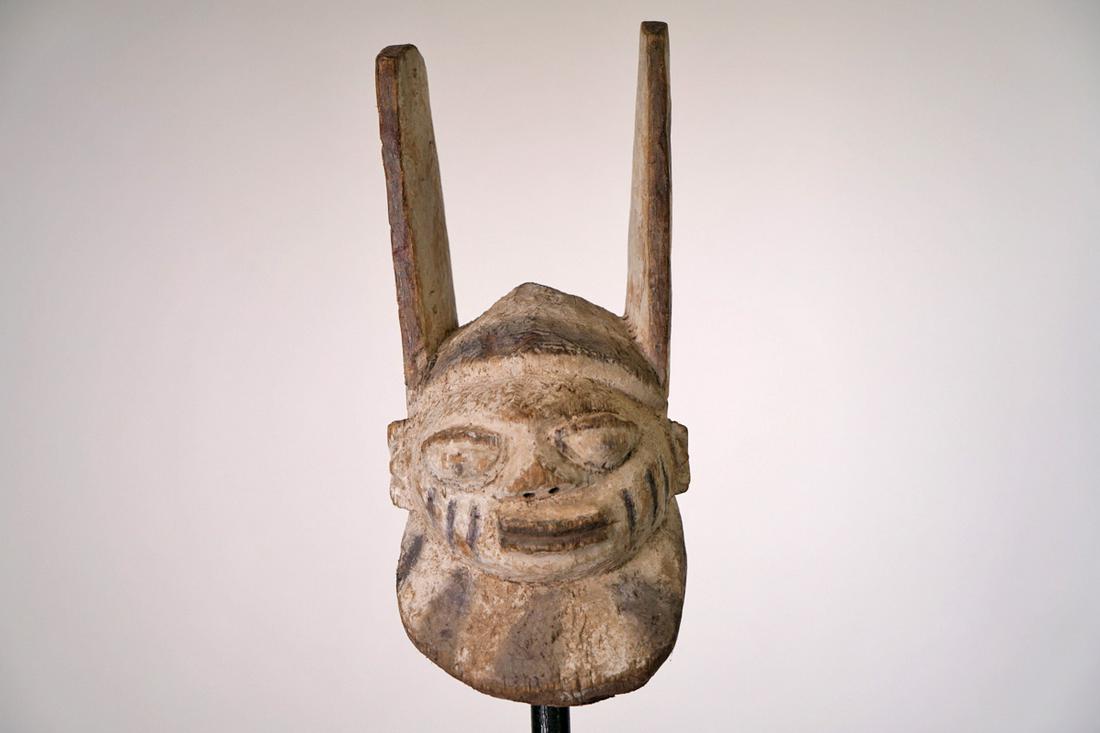 Yoruba Headcrest Mask from Nigeria - African Tribal Art (1 of 6)
