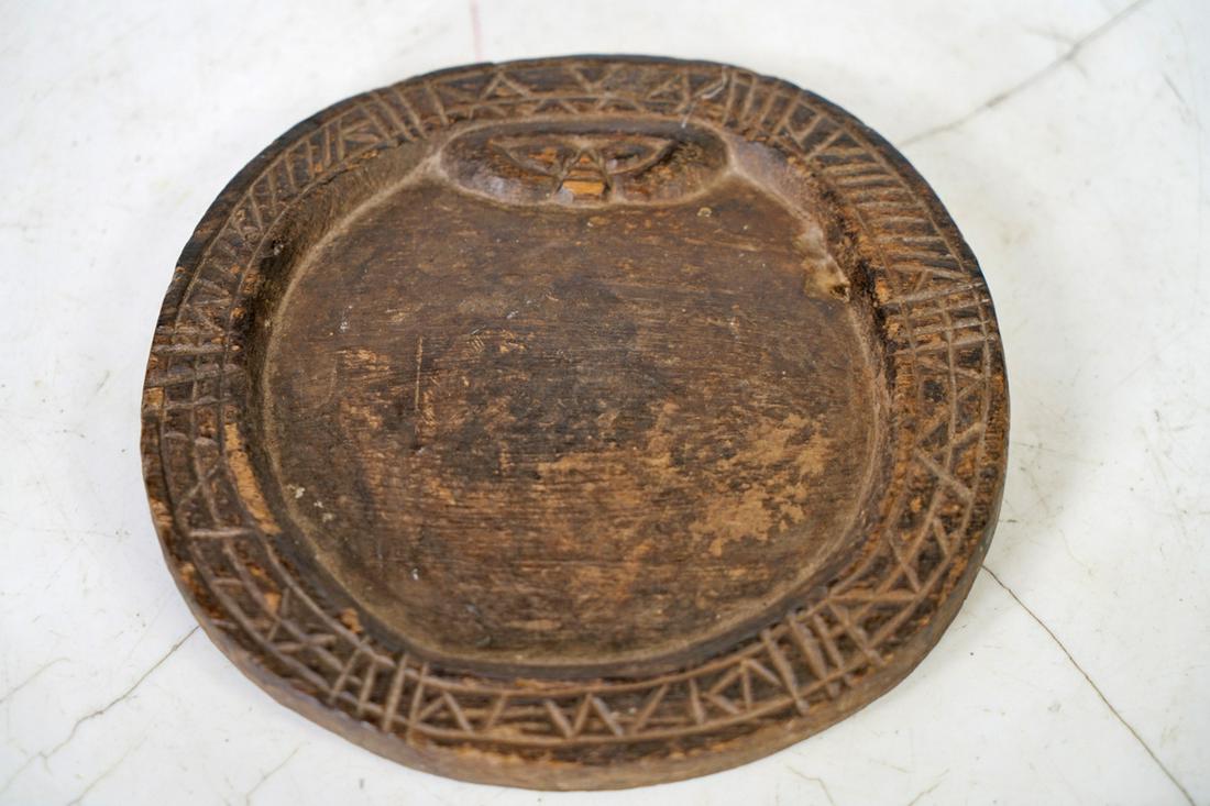 Yoruba Divination Tray from Nigeria - African Tribal Art Sculpture (1 of 2)
