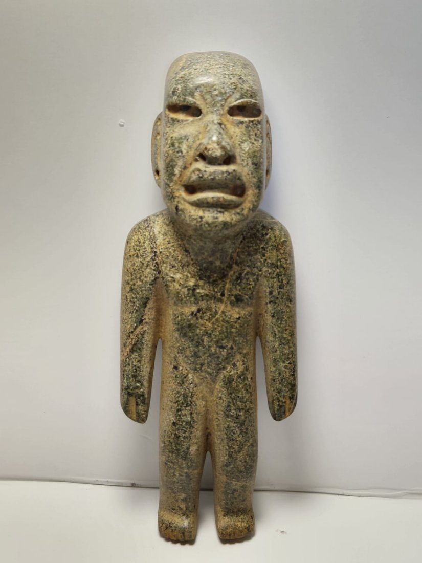 PRE-COLUMBIAN OLMEC SERPENTINE STONE FIGURE (1 of 10)