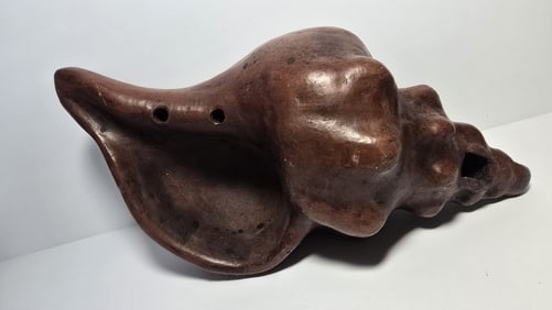 PRE-COLUMBIAN COLIMA TERRACOTTA SNAIL WHISTLE