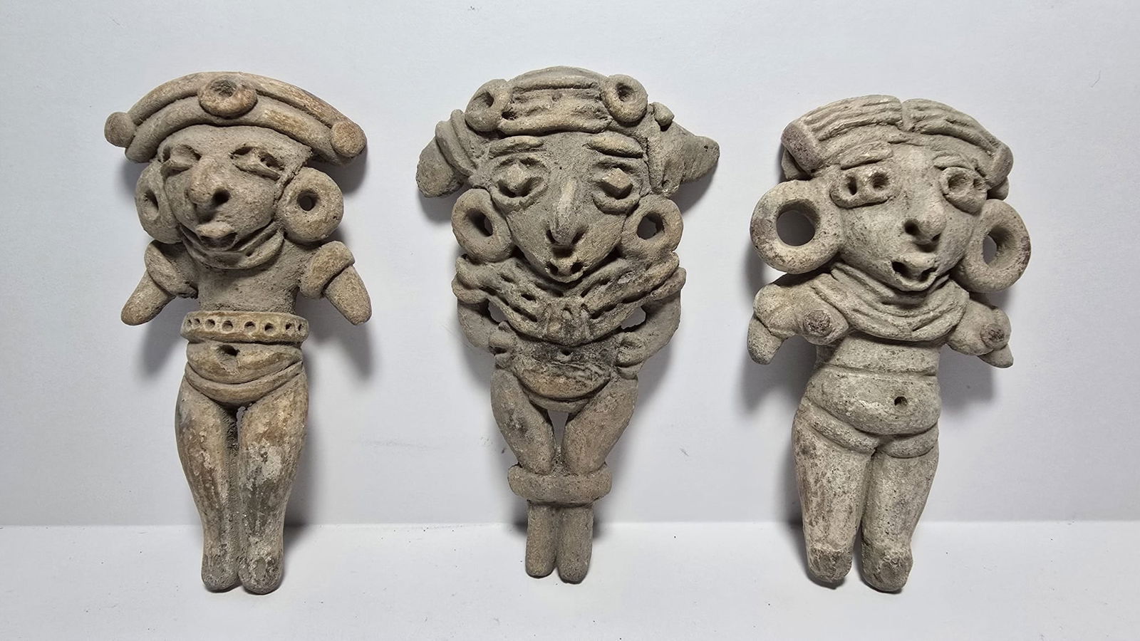 PRE-COLUMBIAN CHUPICUARO TERRACOTTA STANDING GROUP OF THREE WOMEN FIGURES (1 of 4)