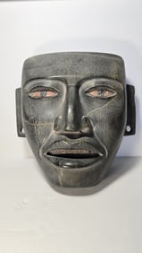 PRE-COLUMBIAN TEOTIHUACAN SERPENTINE FUNERARY MASK WITH SPONDYLUS AND OBSIDIAN INLAY
