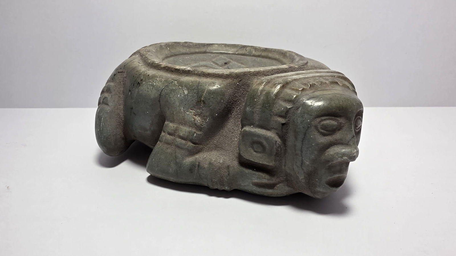 PRE-COLUMBIAN AZTEC JADE AUTOSACRIFICE CONTAINER WITH TLALOC GLYPH (1 of 10)