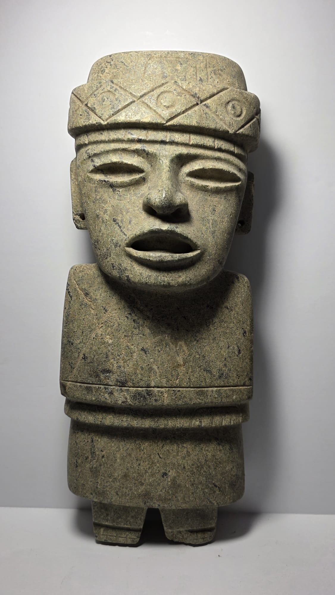 PRE-COLUMMBIAN TEOTIHUACAN SERPENTINE STANDING FIGURE (1 of 8)