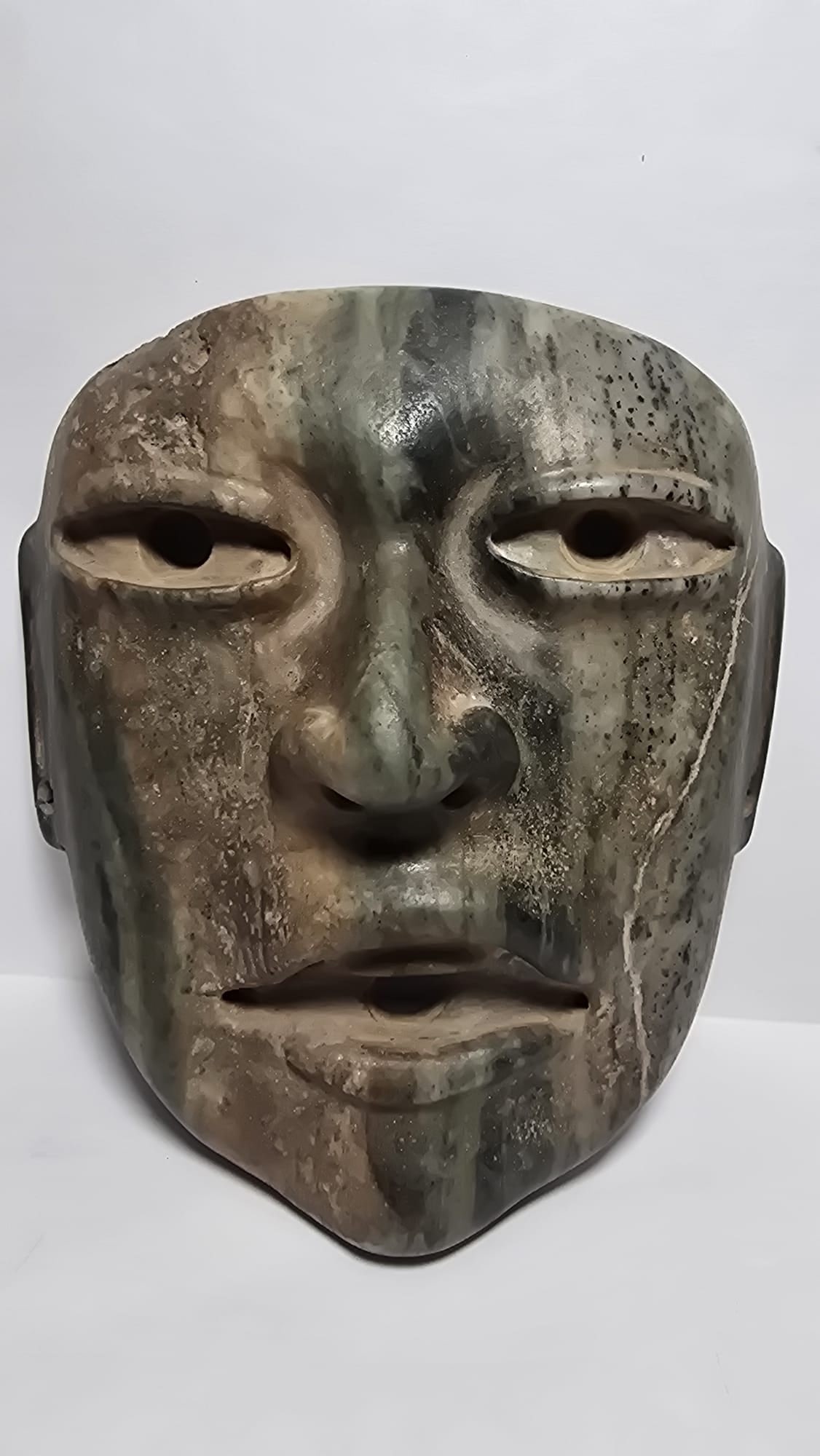 PRE-COLUMBIAN OLMEC JADE MASK (1 of 9)
