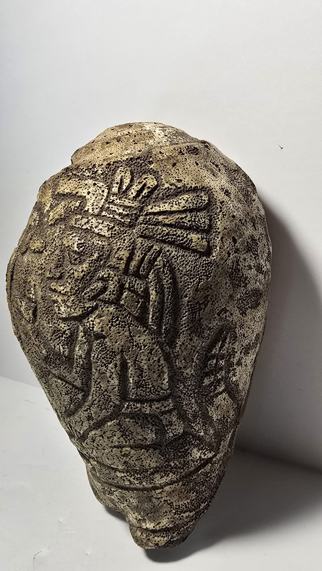 PRE-COLUMBIAN AZTEC CEREMONIAL SNAIL TRUMPET (CODEX STYLE) (1 of 7)