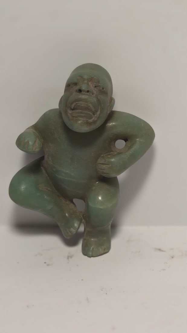 PRE-COLUMBIAN OLMEC JADE STANDING FIGURE (1 of 6)