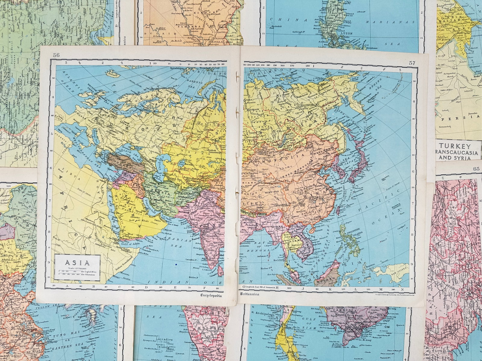 Encyclopædia Britannica – Set of Antique Maps – Asia, India, China, Arabia, Japan: This set includes antique maps published by Encyclopædia Britannica in the mid-20th century, focusing on Asia and its surrounding regions. The set features detailed maps of Asia, Malaysia, the Indian