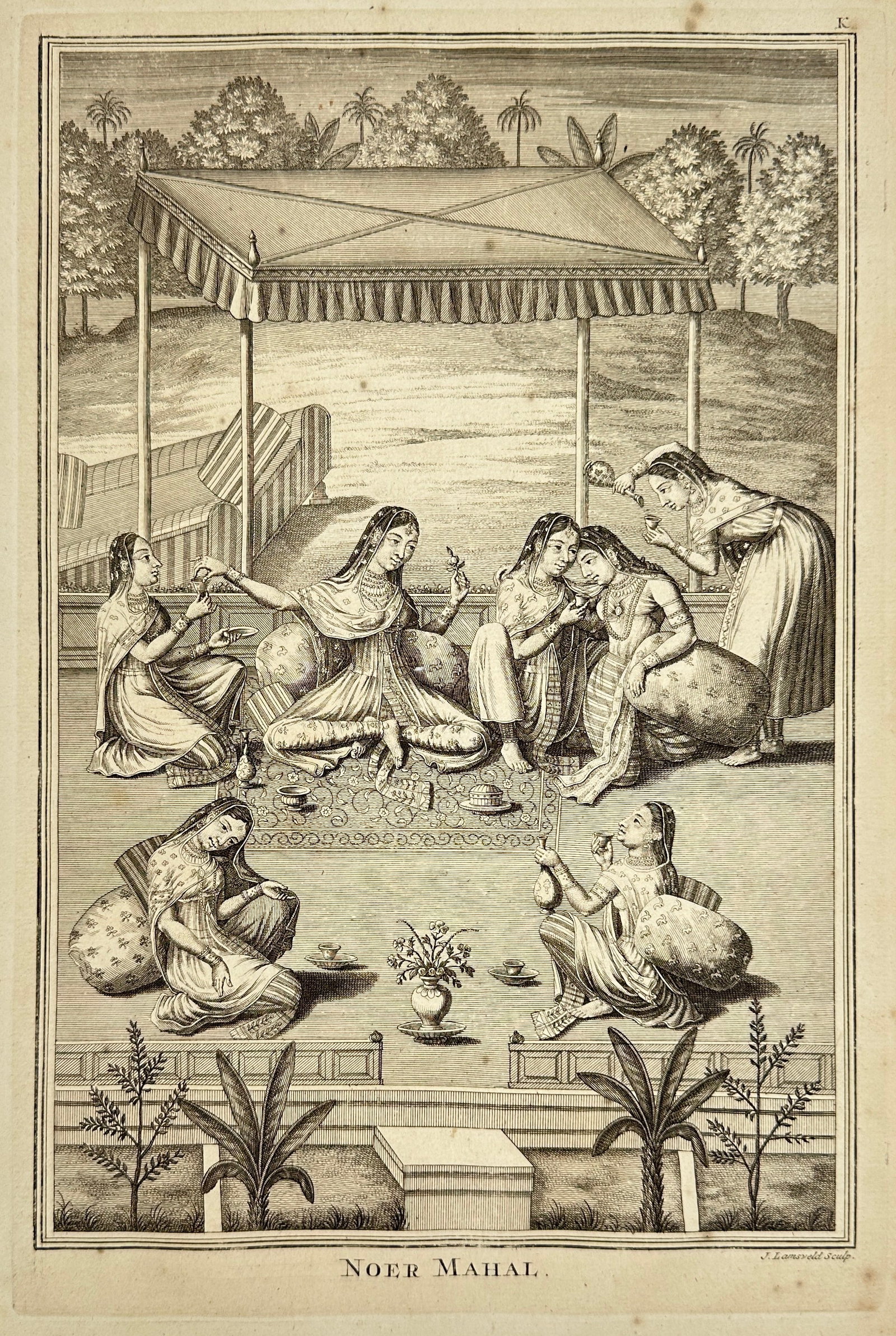 François Valentijn - Antique Print of Noor Mahal, Mughal Empire, India/Pakistan – Engraving: This antique engraving depicts Noor Mahal, an architectural monument of the Mughal Empire located in present-day India/Pakistan. The print is based on the works of François Valentijn, a Dutch histori