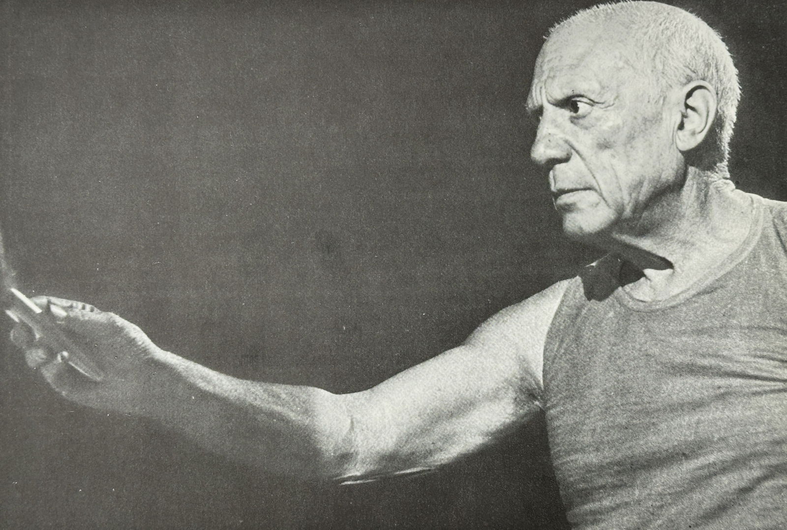Pablo Picasso (1881–1973), after – Picasso in his studio – Offset print (20th Century) (1 of 3)