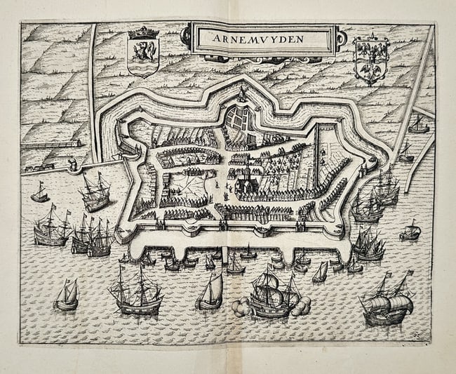 Lodovico Guicciardini (1521–1589) - Map of the City of Arnemuyden - Copperplate: This copperplate engraving is a detailed perspective map, or bird's-eye view, depicting the fortified city of Arnemuyden in the Netherlands. The plan prominently features the city's star-shaped defens