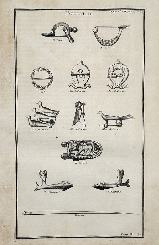 Bernard de Montfaucon (1655–1741) – View of ancient Roman buckles and fibulae – Engraving (1 of 2)